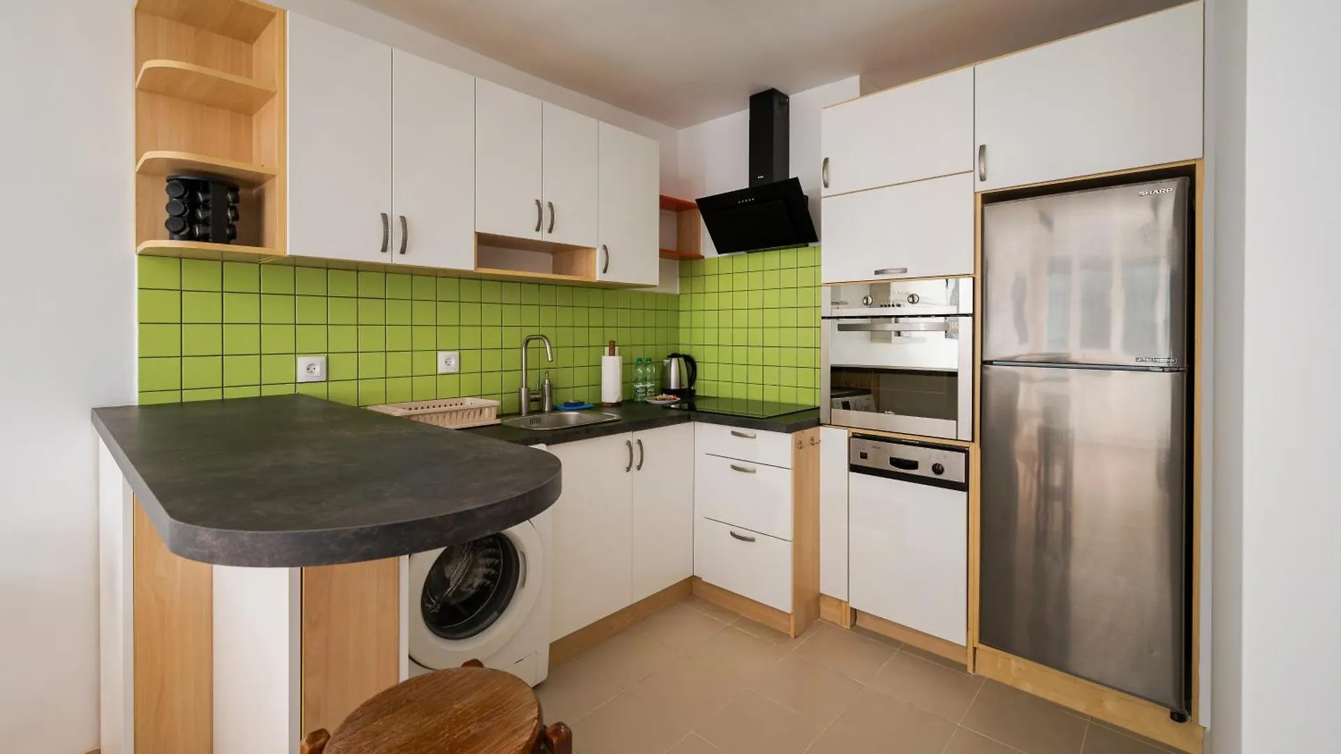 Metro Swietokrzyska Central Apartment Warsaw